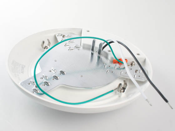 Maxlite 11 Watt 7" Flush Mount Ceiling Fixture - Color Selectable - Indoor Wet Rated - 90 CRI