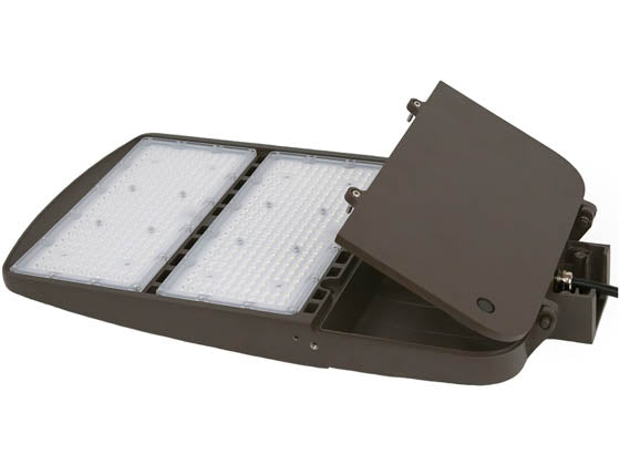Energetic Lighting Dimmable 240 Watt Slim LED Area Fixture With Slipfitter - 5000K - Type III - 750 Watt Equivalent